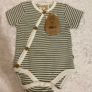 3-6m onsie